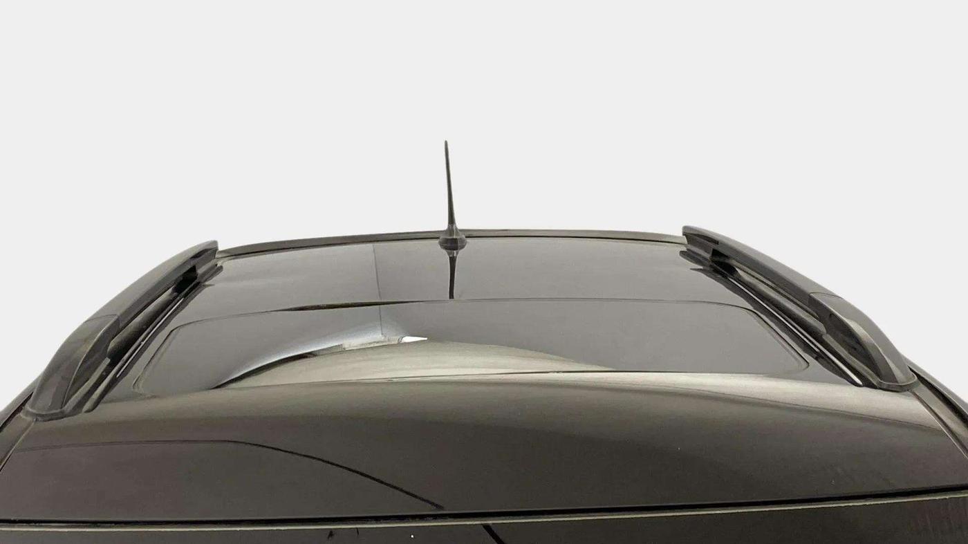 2021 Mahindra XUV300 W8 (O) 1.2 PETROL, Petrol, Manual, 38,186 km, Moonroof/ Sunroof