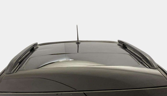 2021 Mahindra XUV300 W8 (O) 1.2 PETROL, Petrol, Manual, 38,186 km, Moonroof/ Sunroof