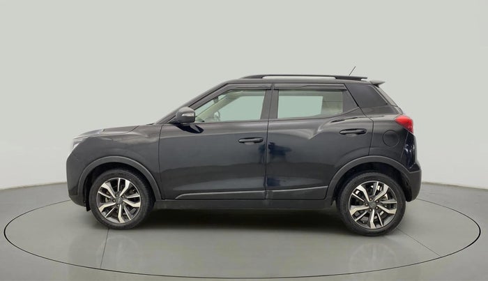 2021 Mahindra XUV300 W8 (O) 1.2 PETROL, Petrol, Manual, 38,186 km, Left Side