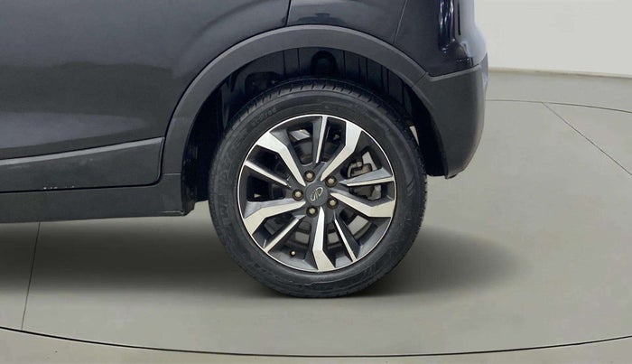 2021 Mahindra XUV300 W8 (O) 1.2 PETROL, Petrol, Manual, 38,186 km, Left Rear Wheel