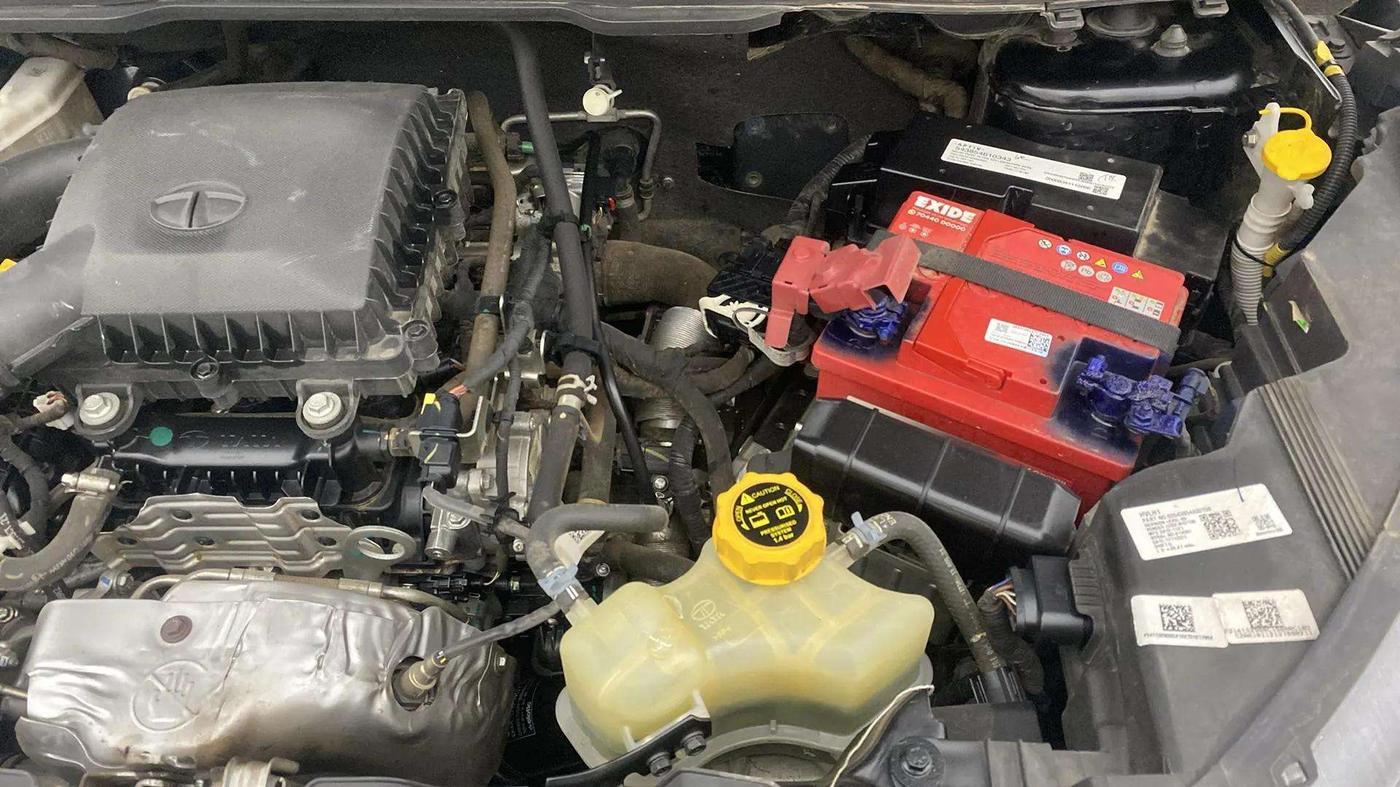 2021 Tata NEXON XZA PLUS (O) PETROL DARK EDITION, Petrol, Automatic, 26,591 km, Engine View - Left