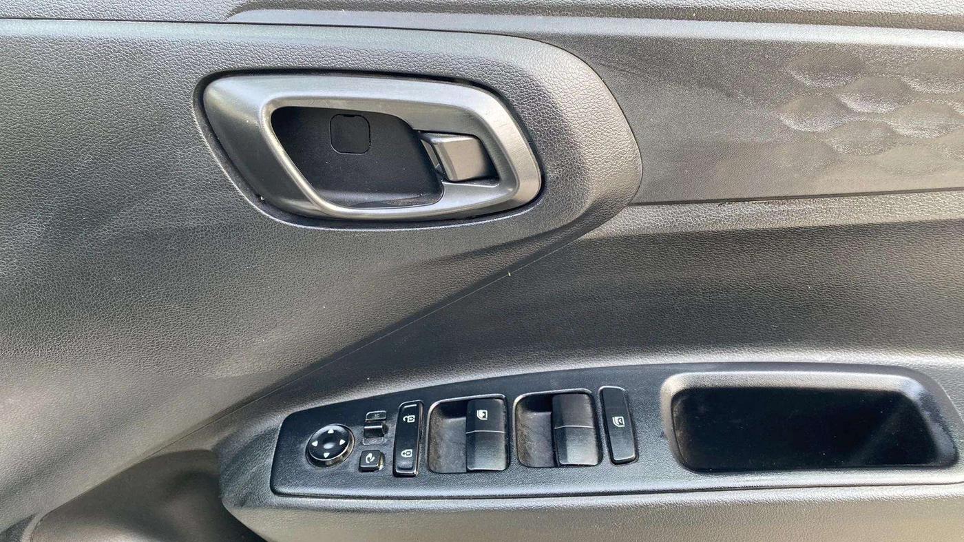 2022 Hyundai GRAND I10 NIOS SPORTZ 1.2 KAPPA VTVT DUAL TONE, Petrol, Manual, 14,820 km, Driver Side Door Panels Control