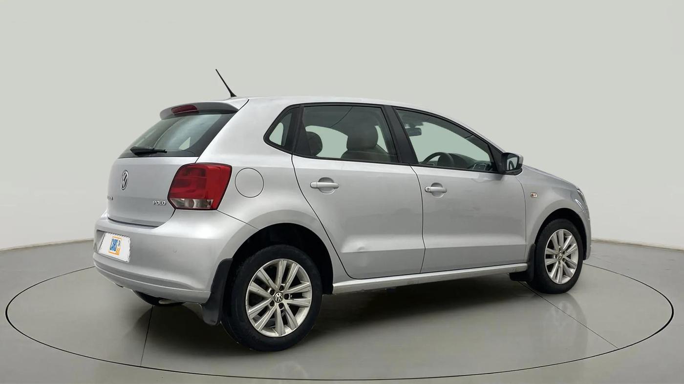 2013 Volkswagen Polo HIGHLINE1.2L, Petrol, Manual, 39,127 km, Right Back Diagonal