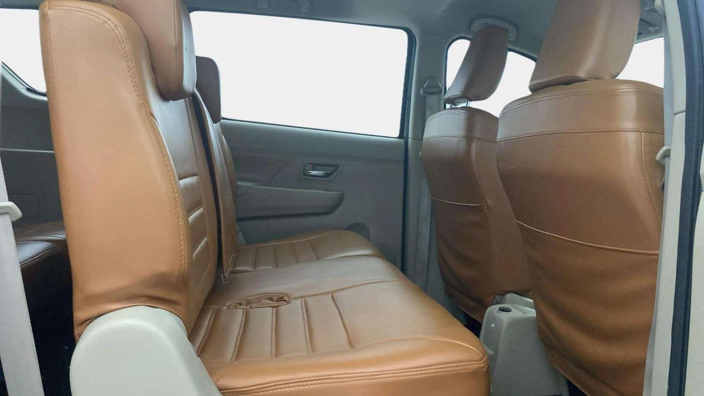 2021 Maruti Ertiga VXI AT SHVS, Petrol, Automatic, 47,165 km, Right Side Rear Door Cabin