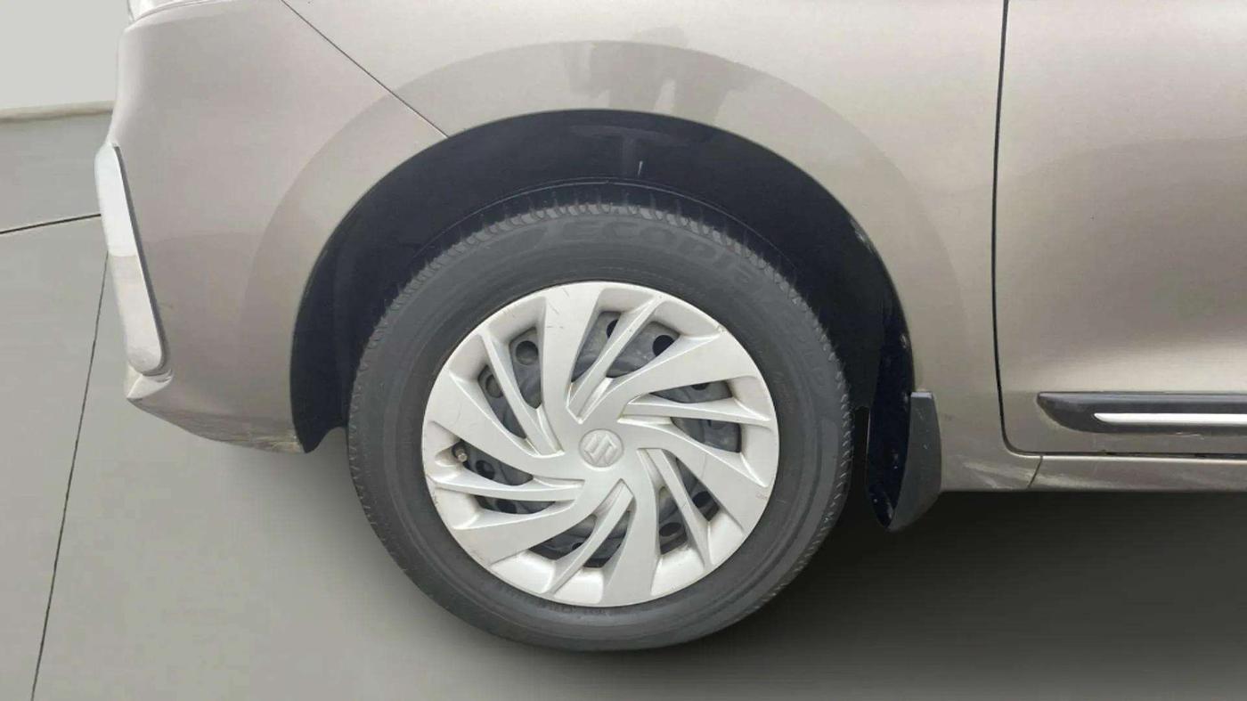 2021 Maruti Ertiga VXI AT SHVS, Petrol, Automatic, 47,165 km, Left Front Wheel
