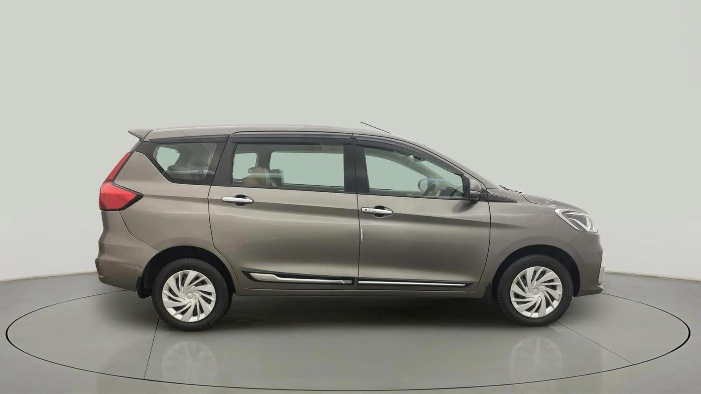2021 Maruti Ertiga VXI AT SHVS, Petrol, Automatic, 47,165 km, Right Side View