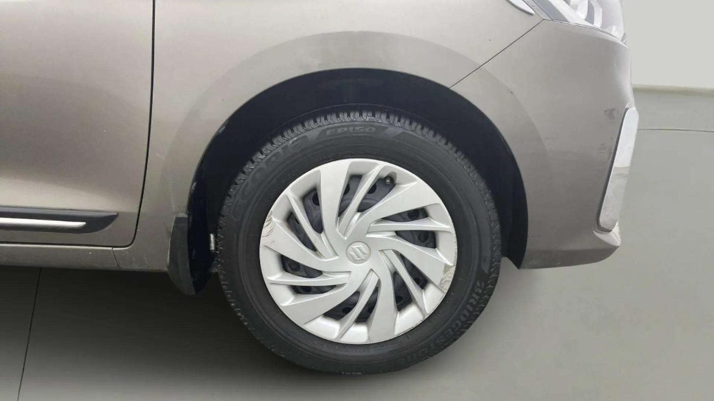 2021 Maruti Ertiga VXI AT SHVS, Petrol, Automatic, 47,165 km, Right Front Wheel