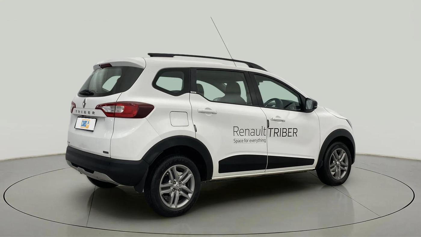 2022 Renault TRIBER RXZ, Petrol, Manual, 17,857 km, Right Back Diagonal