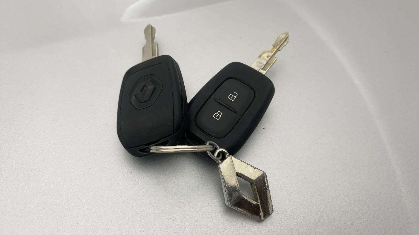 2022 Renault Kwid CLIMBER 1.0 AMT, Petrol, Automatic, 28,457 km, Key Close Up