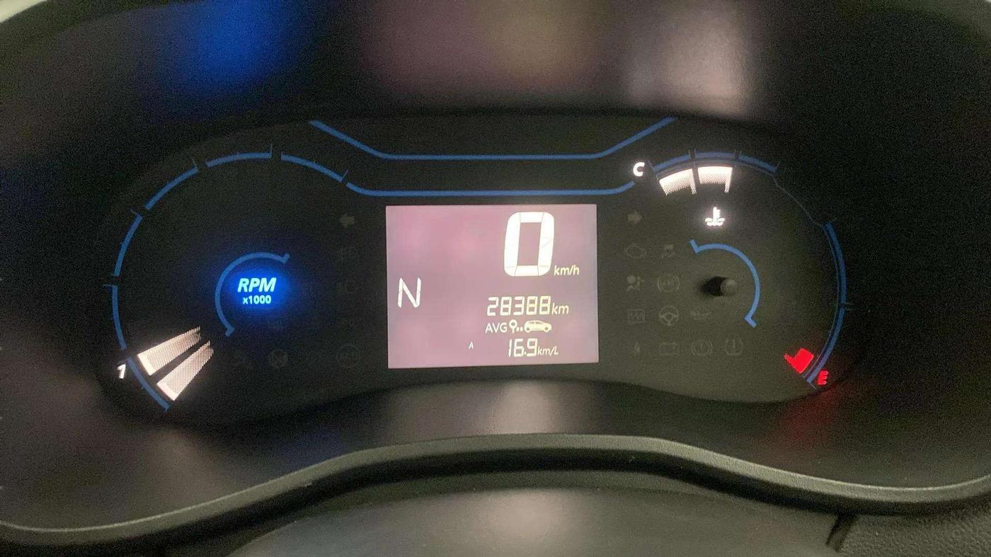 2022 Renault Kwid CLIMBER 1.0 AMT, Petrol, Automatic, 28,457 km, Odometer Image