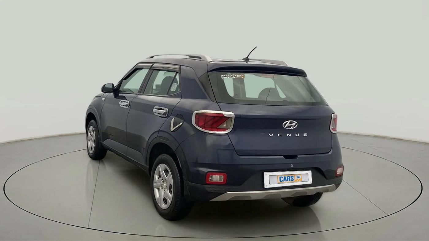 2021 Hyundai VENUE S 1.2, Petrol, Manual, 36,861 km, Left Back Diagonal