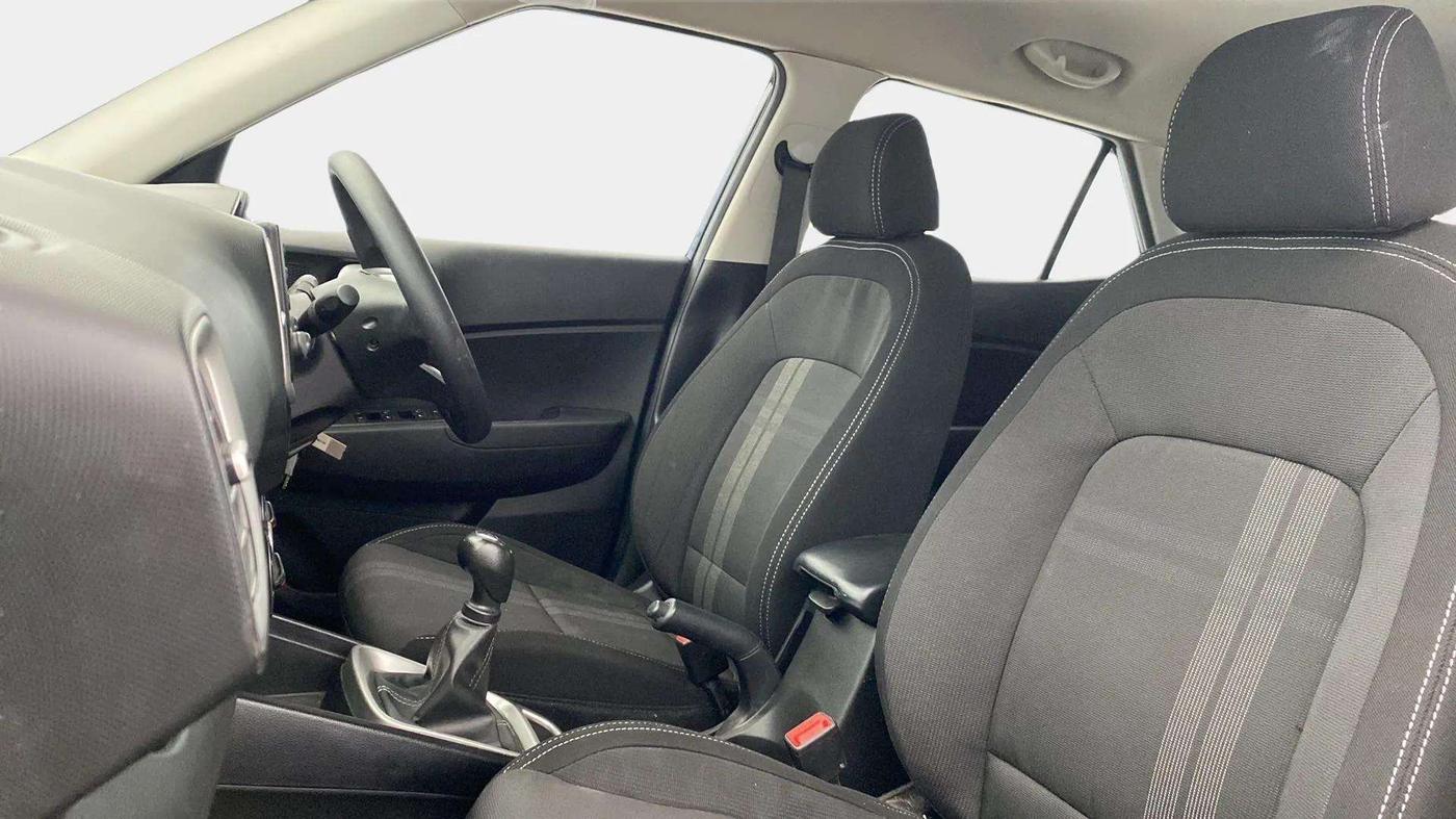 2021 Hyundai VENUE S 1.2, Petrol, Manual, 36,861 km, Right Side Front Door Cabin