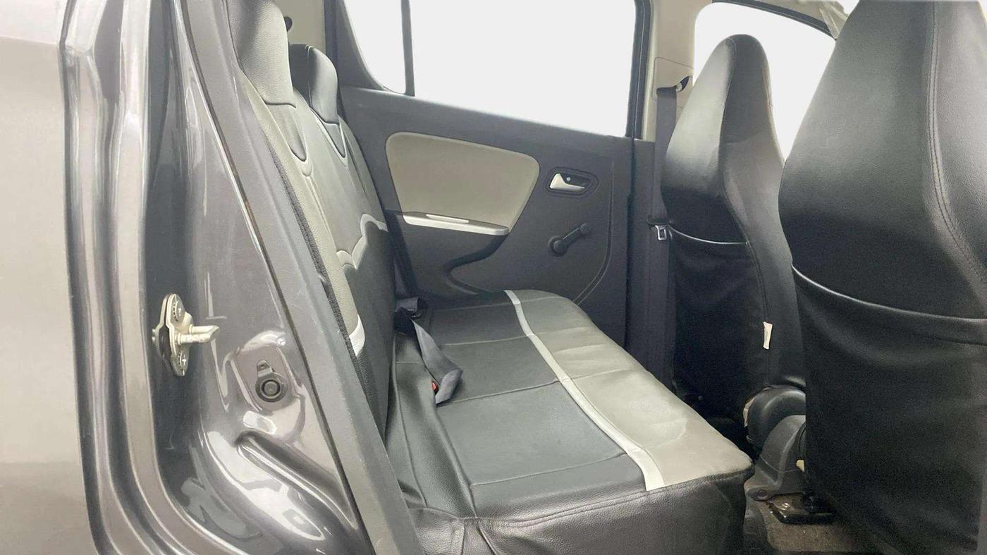 2018 Maruti Alto K10 VXI, Petrol, Manual, 30,527 km, Right Side Rear Door Cabin
