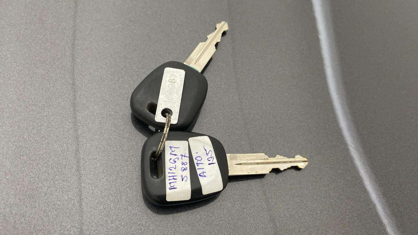 2018 Maruti Alto K10 VXI, Petrol, Manual, 30,527 km, Key Close Up