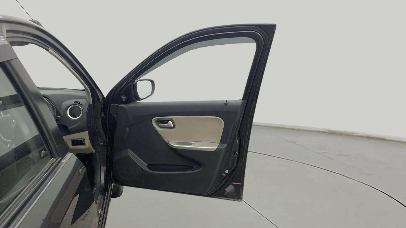 2018 Maruti Alto K10 VXI, Petrol, Manual, 30,527 km, RHS Front Door