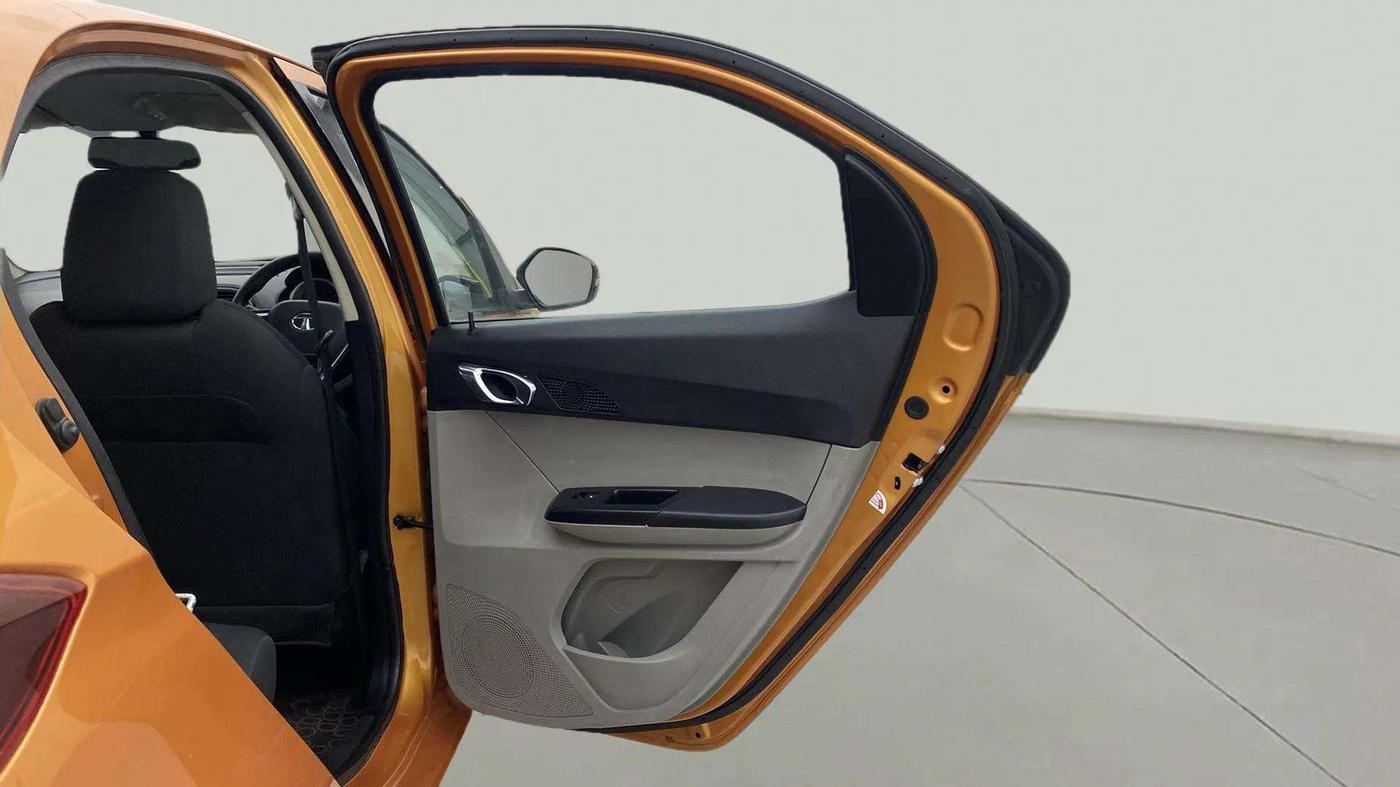 2017 Tata Tiago XZ PETROL, Petrol, Manual, 50,164 km, RHS Rear Door
