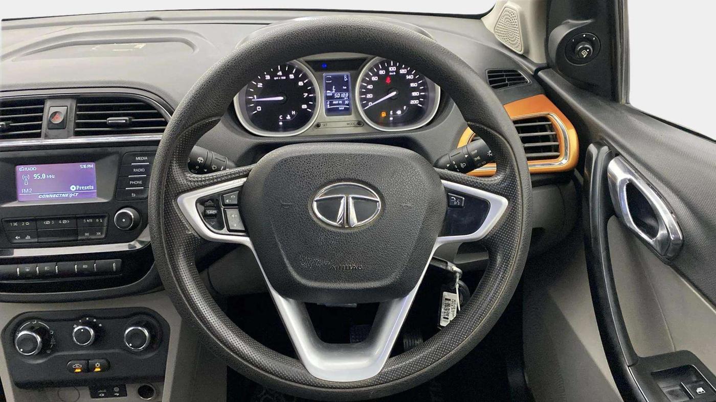 2017 Tata Tiago XZ PETROL, Petrol, Manual, 50,164 km, Steering Wheel Close Up