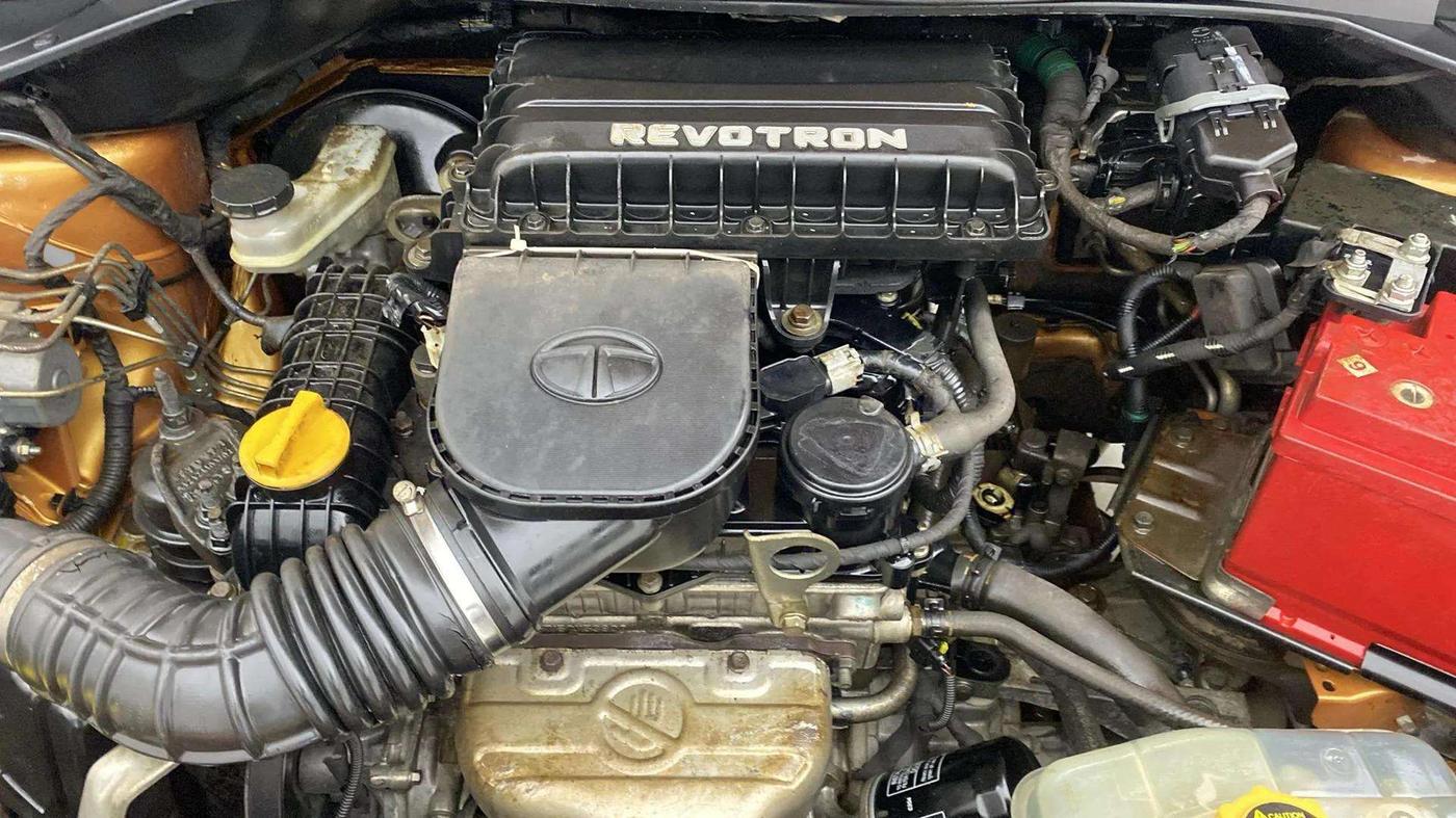 2017 Tata Tiago XZ PETROL, Petrol, Manual, 50,164 km, Engine View