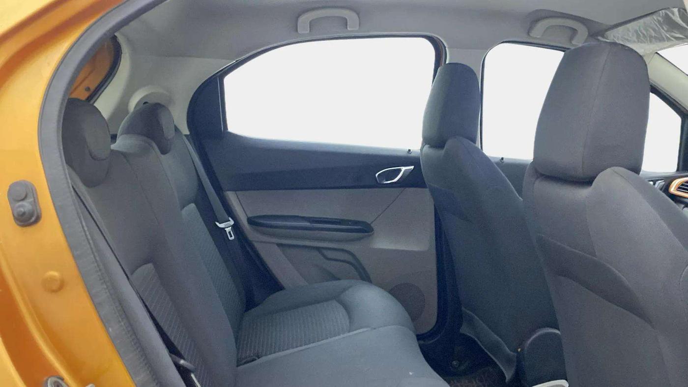 2017 Tata Tiago XZ PETROL, Petrol, Manual, 50,164 km, Right Side Rear Door Cabin