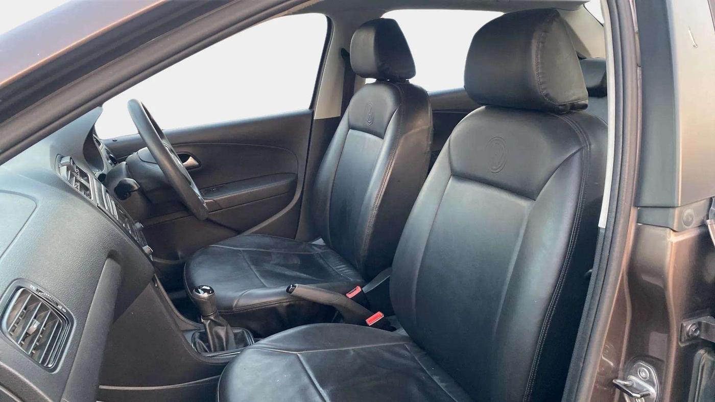 2018 Volkswagen Ameo COMFORTLINE 1.0L, Petrol, Manual, 56,208 km, Right Side Front Door Cabin