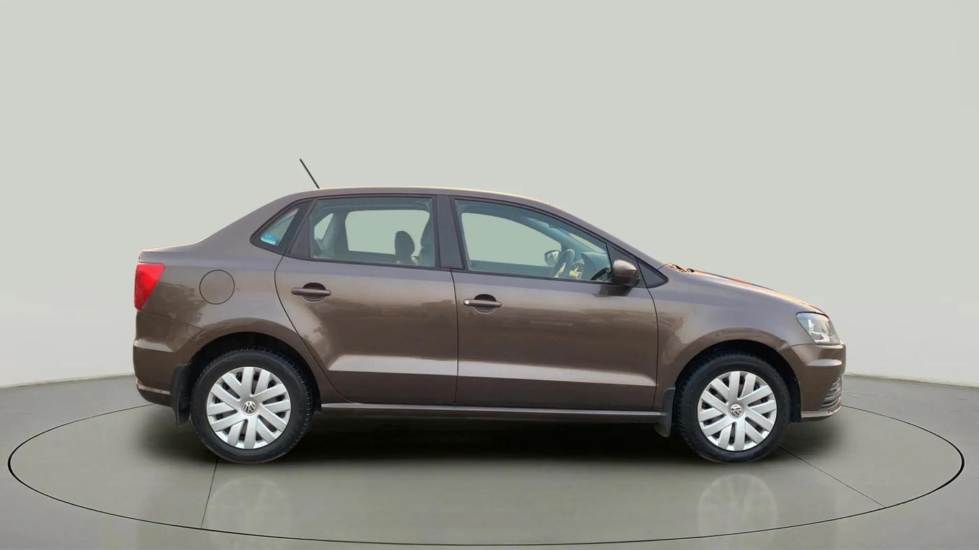 2018 Volkswagen Ameo COMFORTLINE 1.0L, Petrol, Manual, 56,208 km, Right Side View