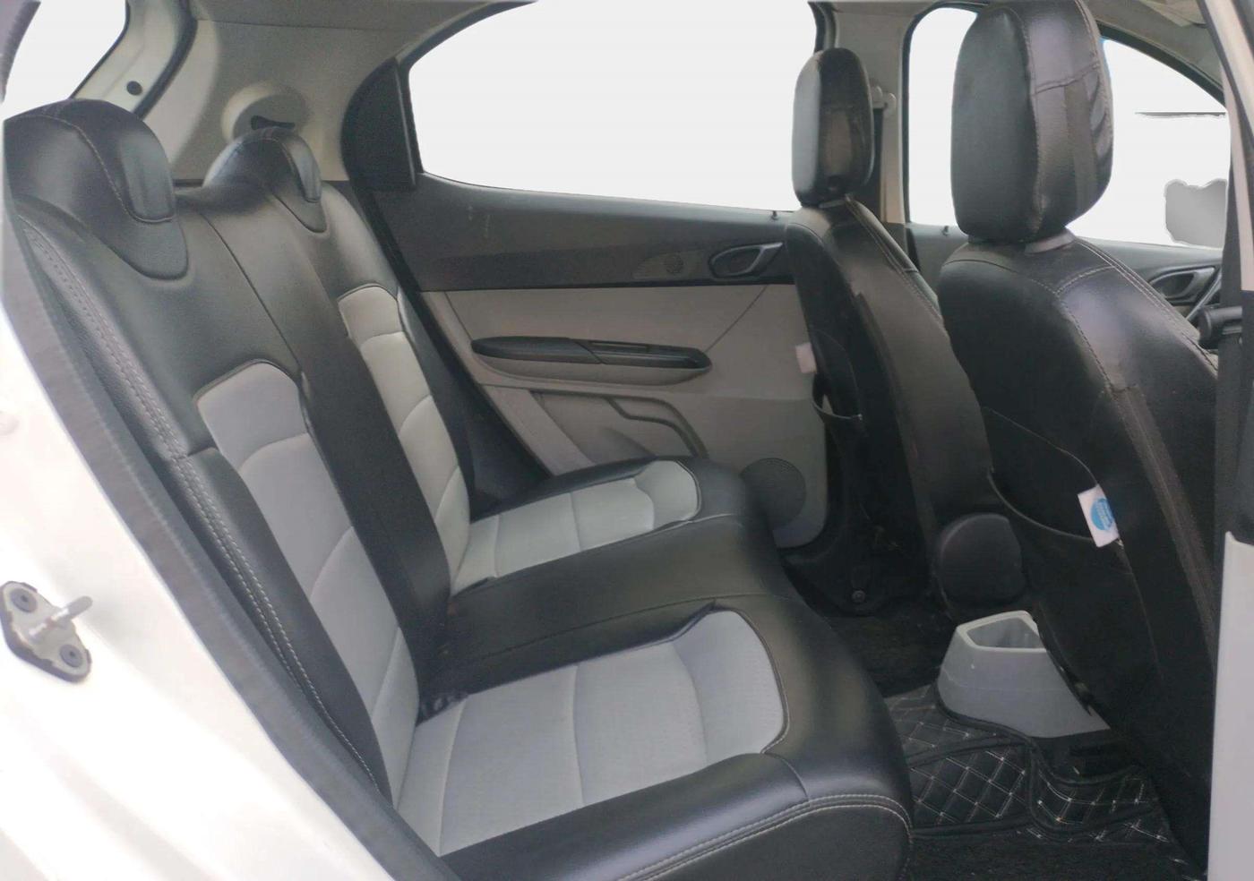 2020 Tata Tiago XT PETROL, Petrol, Manual, 23,784 km, Right Side Rear Door Cabin