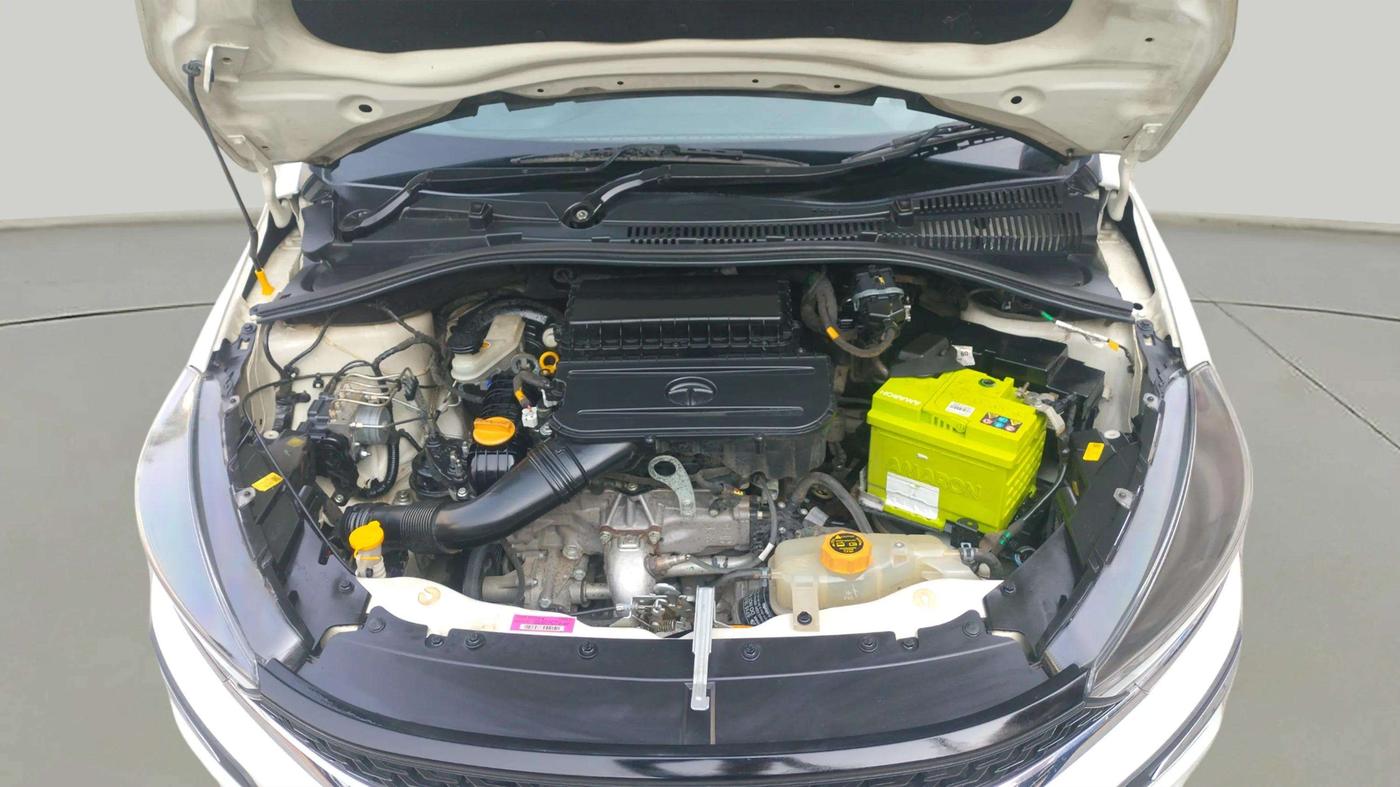 2020 Tata Tiago XT PETROL, Petrol, Manual, 23,784 km, Open Bonet