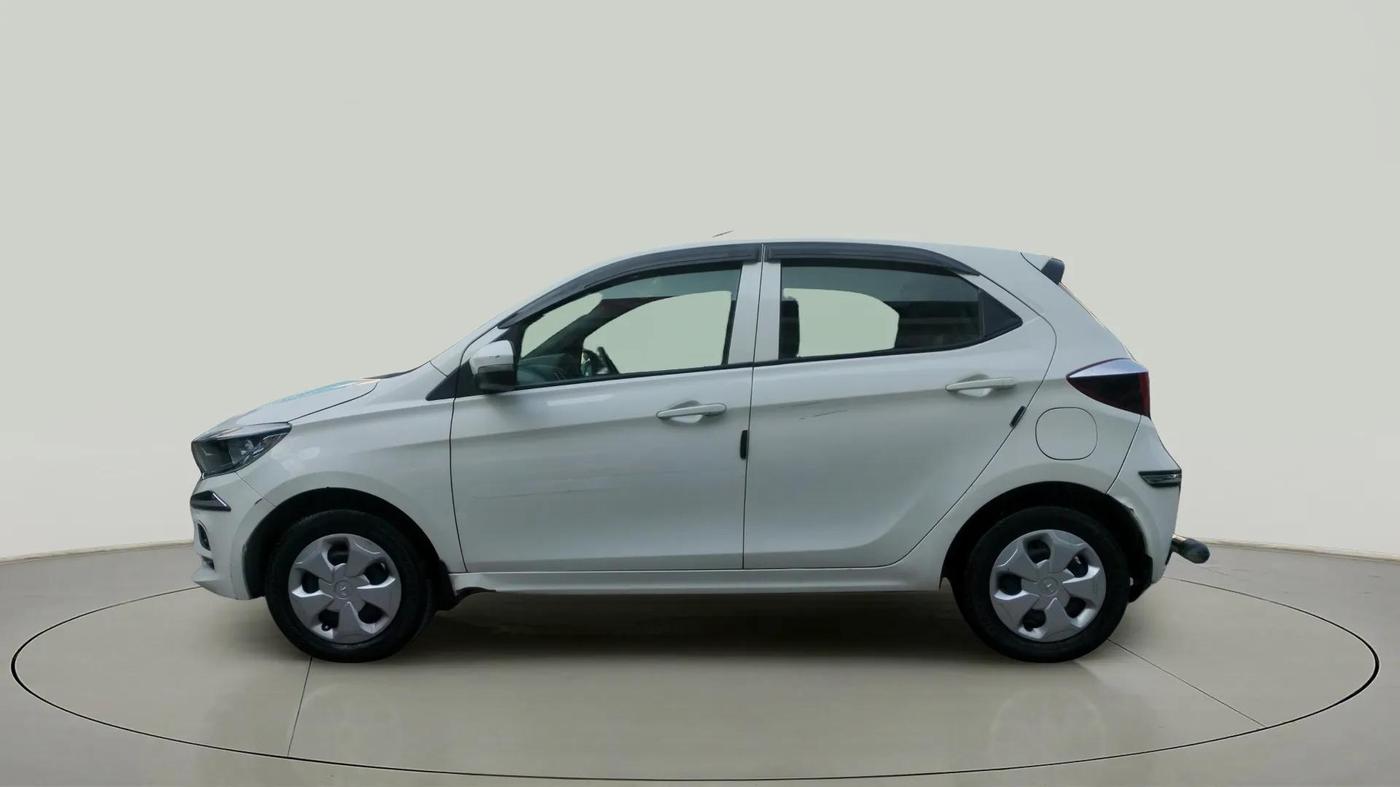 2020 Tata Tiago XT PETROL, Petrol, Manual, 23,784 km, Left Side