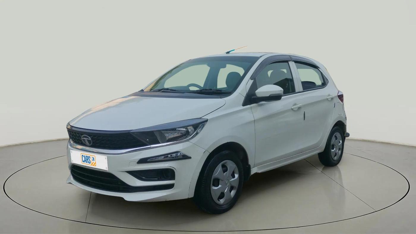 2020 Tata Tiago XT PETROL, Petrol, Manual, 23,784 km, Left Front Diagonal