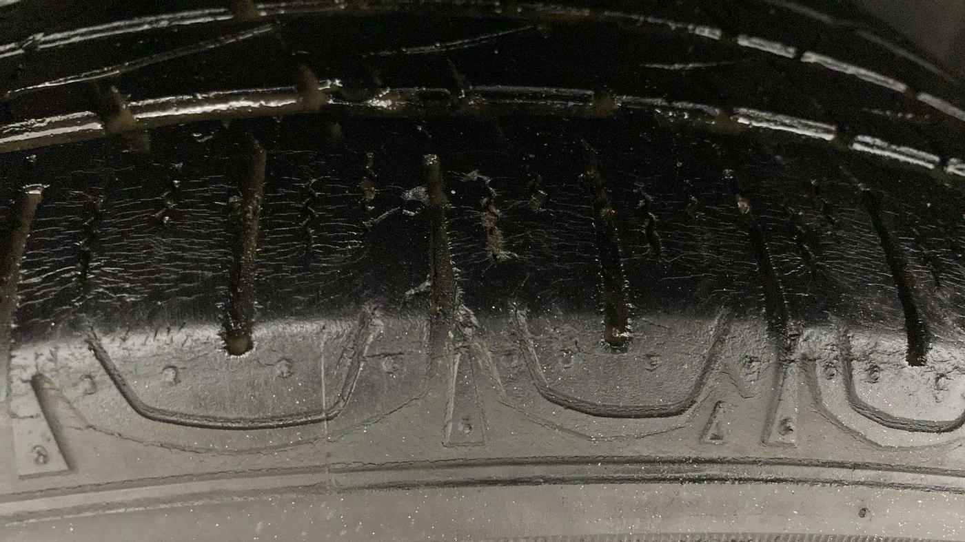 2018 Jeep Compass LIMITED (O) 1.4 PETROL AT, Petrol, Automatic, 58,649 km, Right Rear Tyre Tread