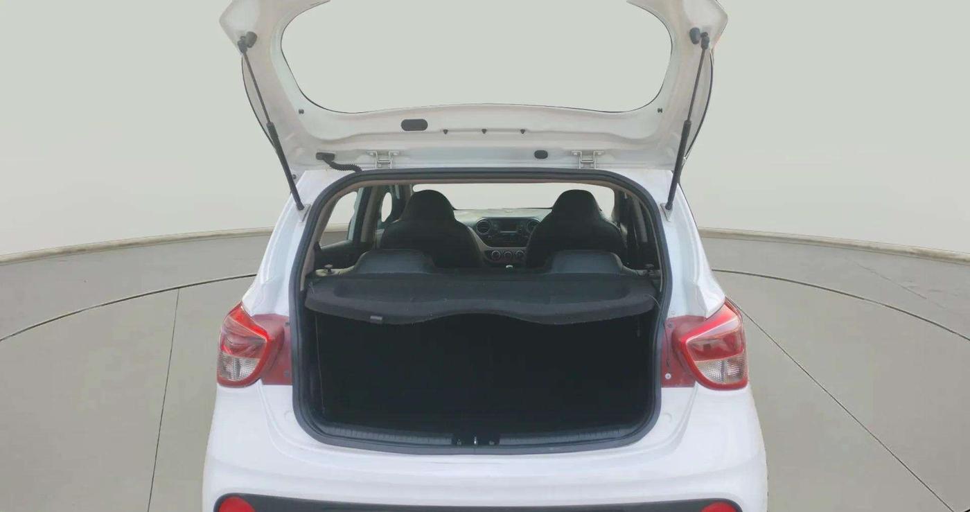2019 Hyundai Grand i10 MAGNA 1.2 KAPPA VTVT, Petrol, Manual, 56,646 km, Boot Door Open