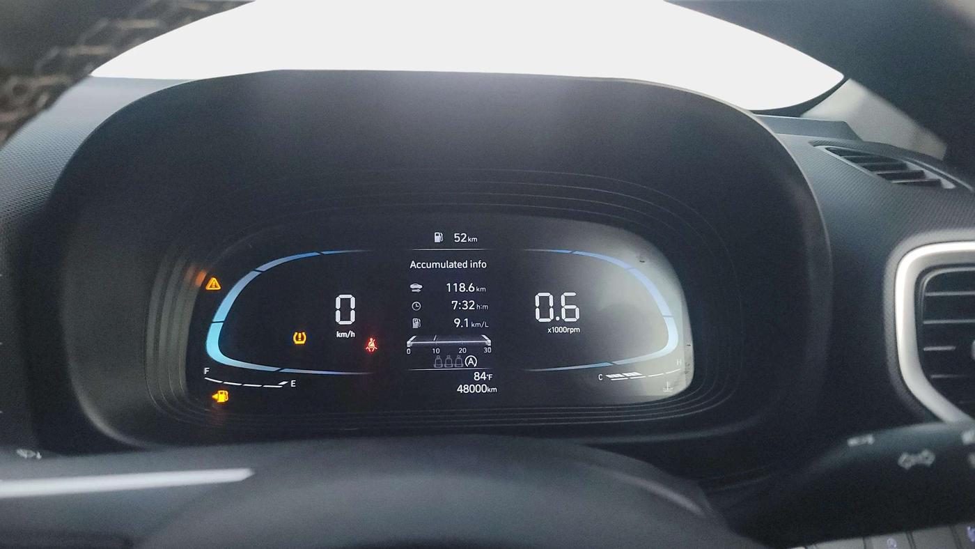 2023 Hyundai VENUE SX 1.2 PETROL, Petrol, Manual, 47,995 km, Odometer Image