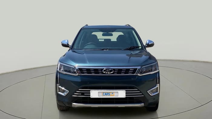 2021 Mahindra XUV300 W8 1.2 PETROL, Petrol, Manual, 32,642 km, Front