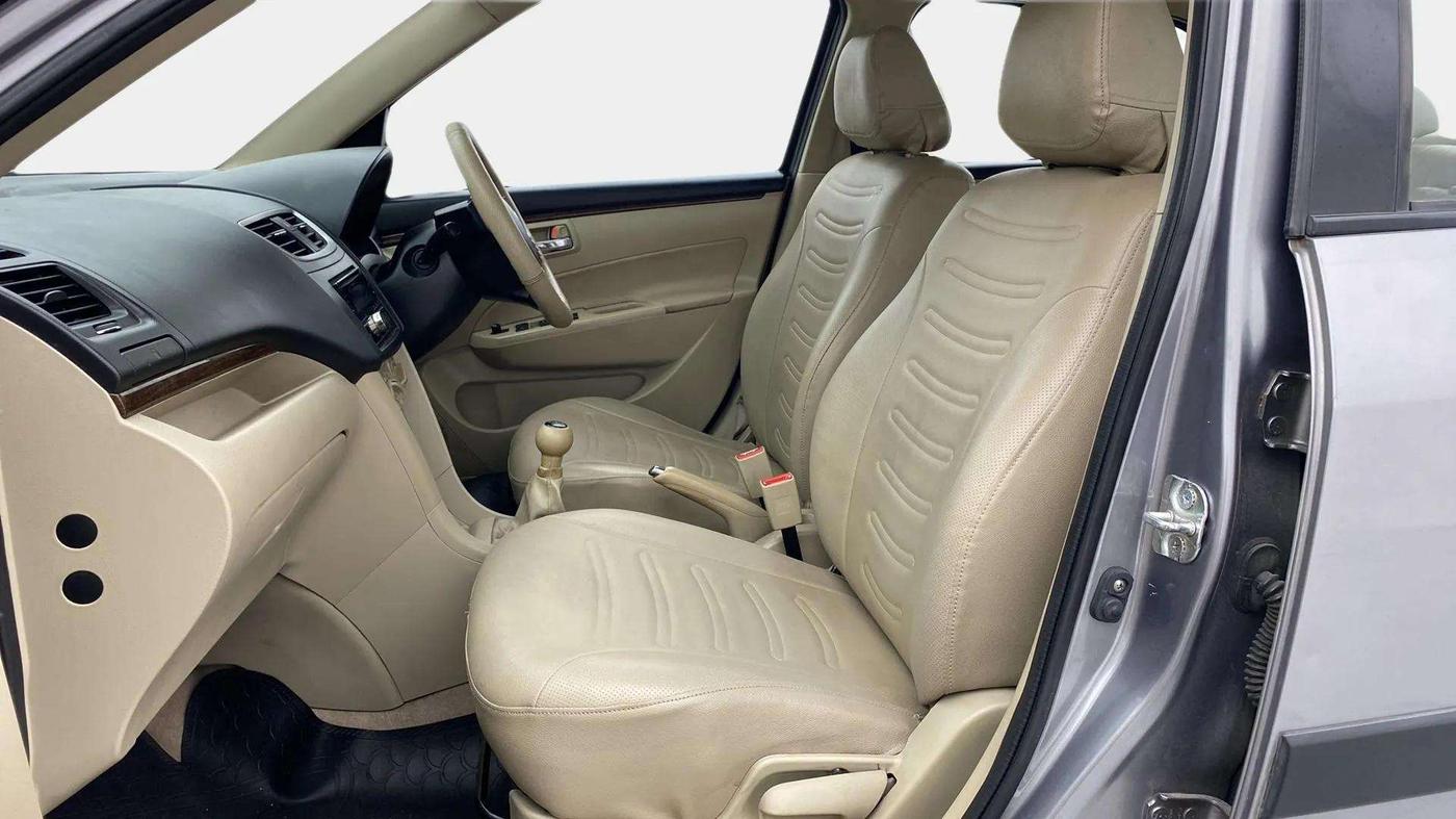 2014 Maruti Swift Dzire VXI, Petrol, Manual, 66,330 km, Right Side Front Door Cabin