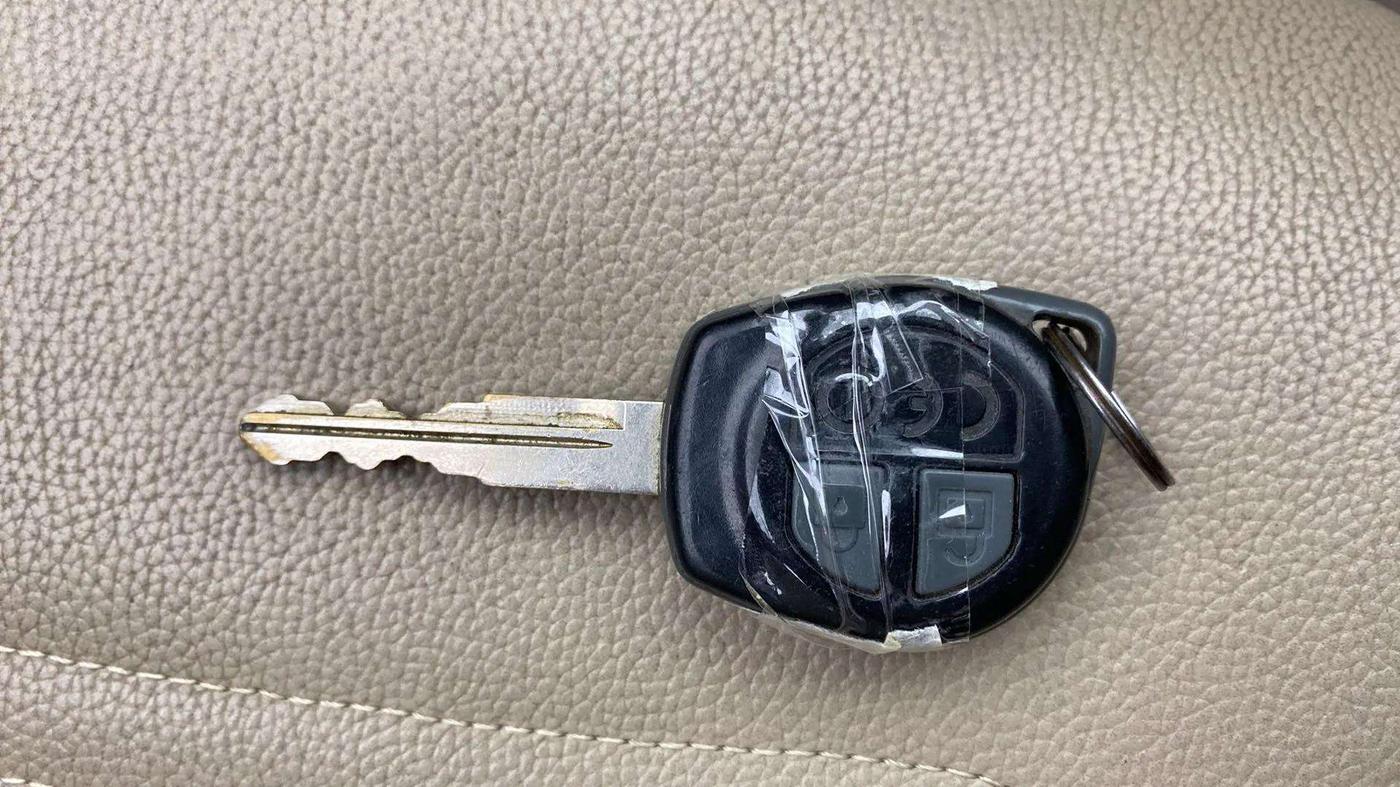 2014 Maruti Swift Dzire VXI, Petrol, Manual, 66,330 km, Key Close Up