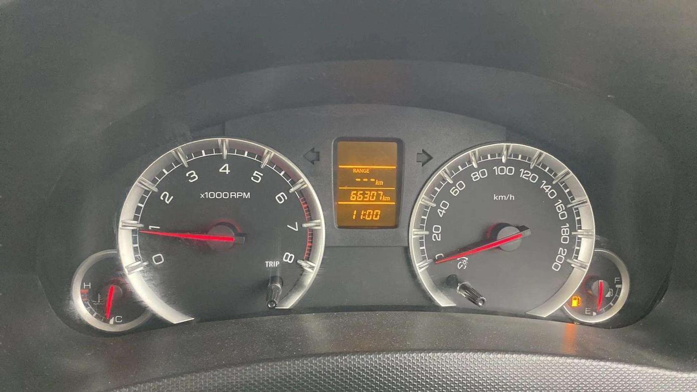 2014 Maruti Swift Dzire VXI, Petrol, Manual, 66,330 km, Odometer Image