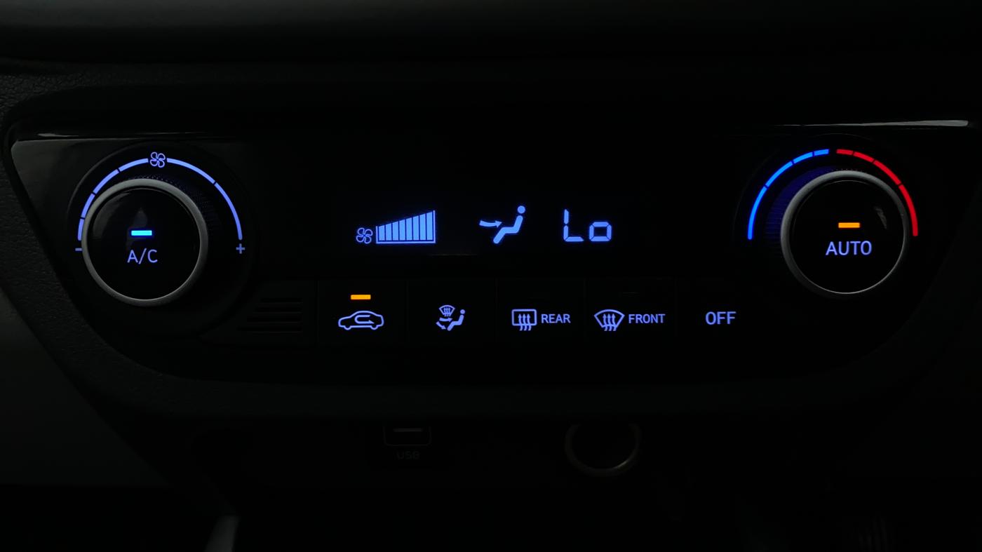 2020 Hyundai GRAND I10 NIOS SPORTZ PETROL, Petrol, Manual, 31,920 km, Automatic Climate Control