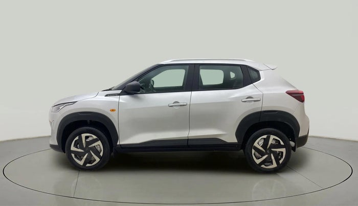 2023 Nissan MAGNITE  XE AMT EZ Shift, Petrol, Automatic, 15,832 km, Left Side