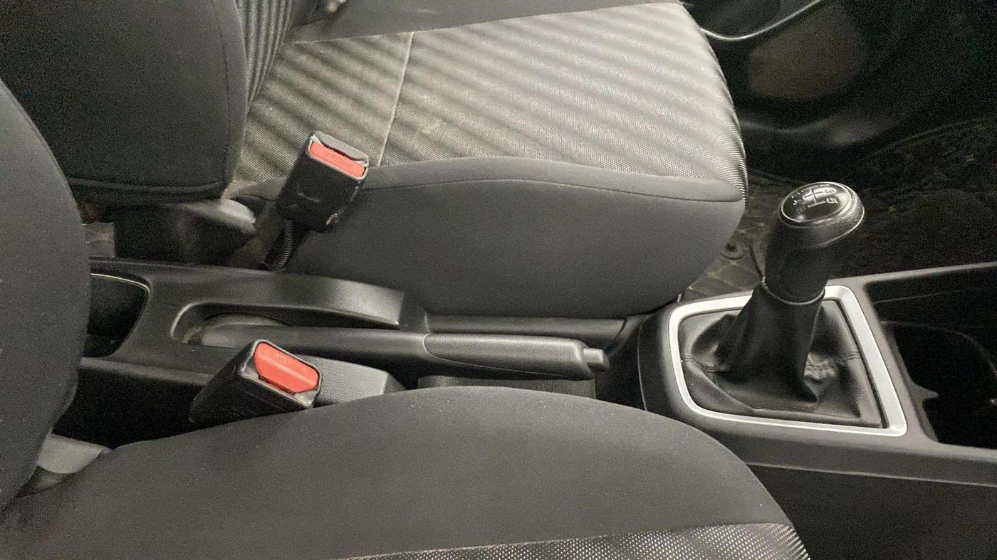 2020 Maruti Swift LXI, Petrol, Manual, 45,696 km, Gear Lever