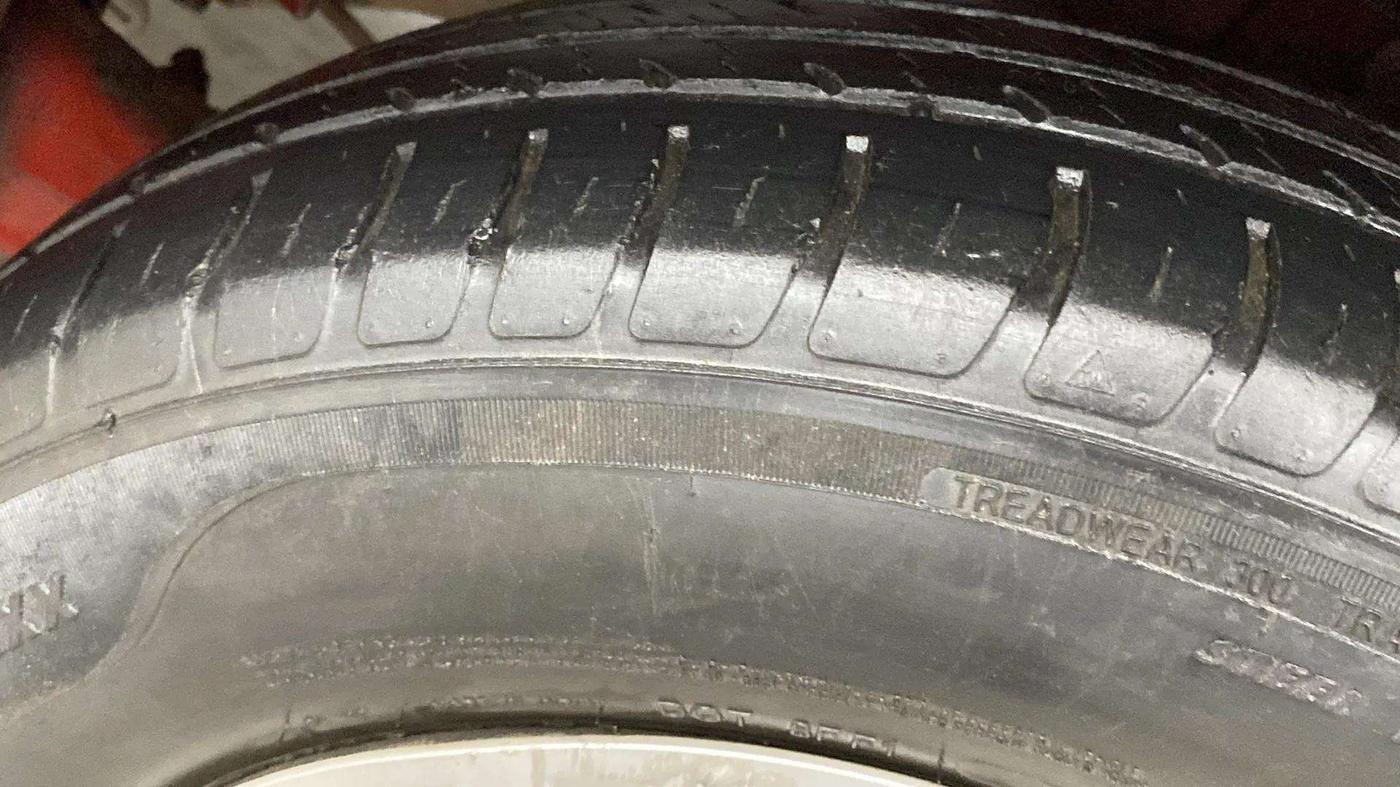 2020 Maruti Swift LXI, Petrol, Manual, 45,696 km, Right Rear Tyre Tread