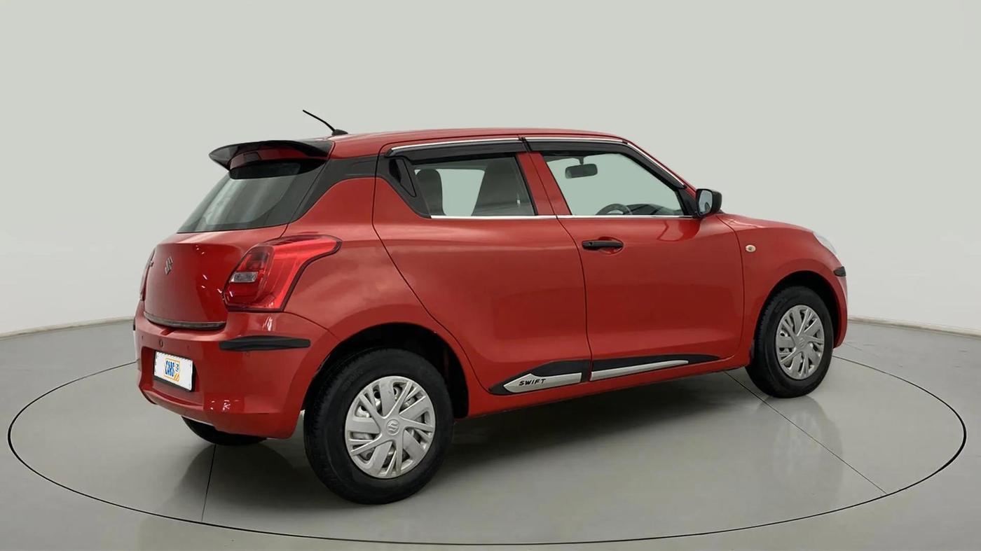 2020 Maruti Swift LXI, Petrol, Manual, 45,696 km, Right Back Diagonal