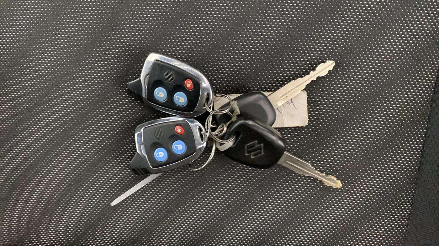 2020 Maruti Swift LXI, Petrol, Manual, 45,696 km, Key Close Up