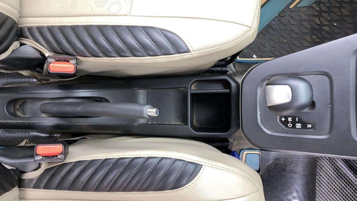 2021 Maruti New Wagon-R ZXI 1.2 AMT, Petrol, Automatic, 24,751 km, Gear Lever