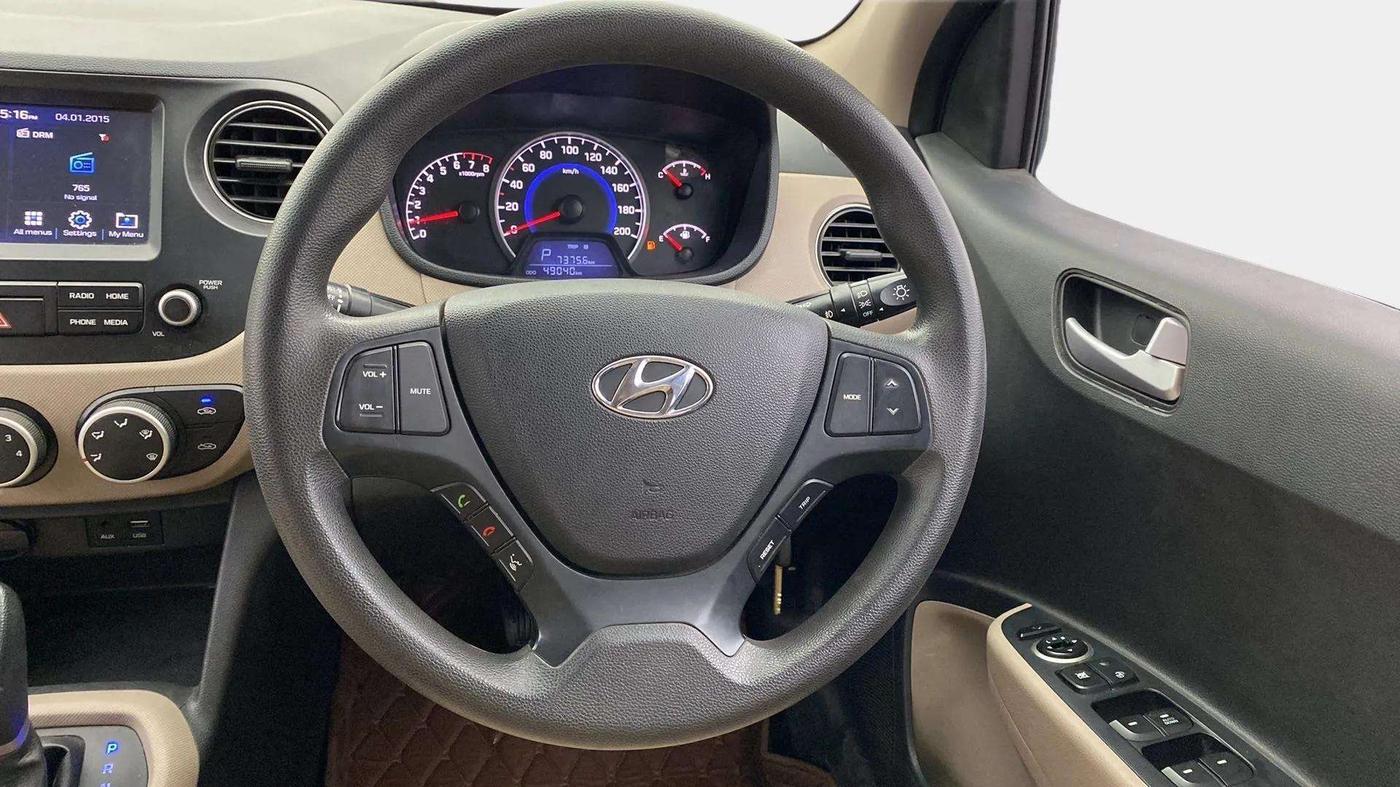 2017 Hyundai Grand i10 SPORTZ (O) AT 1.2 KAPPA VTVT, Petrol, Automatic, 49,078 km, Steering Wheel Close Up