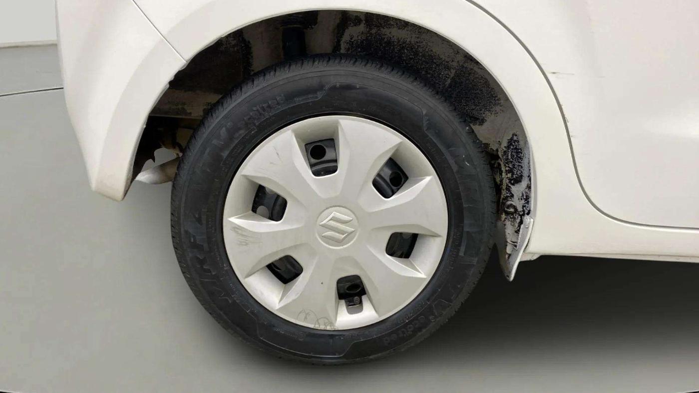 2023 Maruti New Wagon-R VXI 1.0, CNG, Manual, 27,451 km, Right Rear Wheel