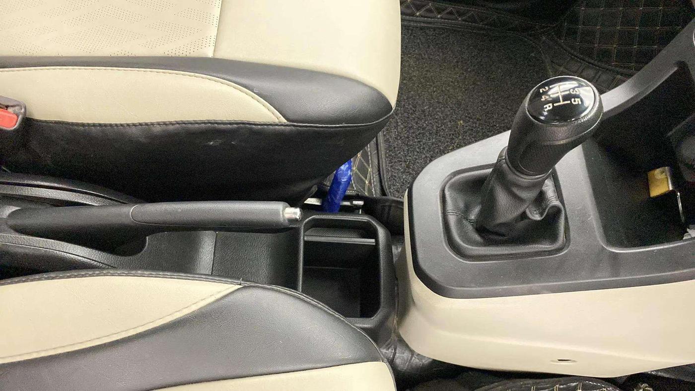2023 Maruti New Wagon-R VXI 1.0, CNG, Manual, 27,451 km, Gear Lever