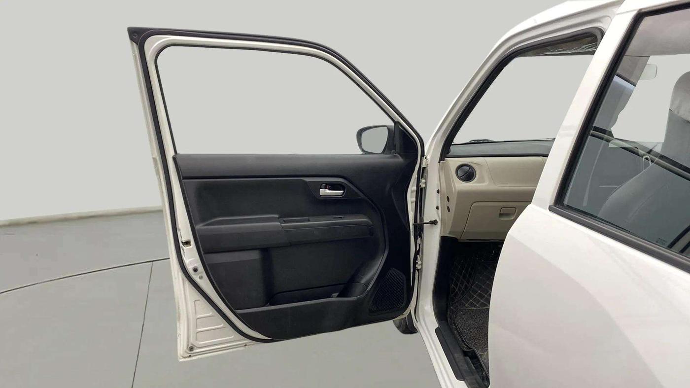 2023 Maruti New Wagon-R VXI 1.0, CNG, Manual, 27,451 km, LHS Front Door