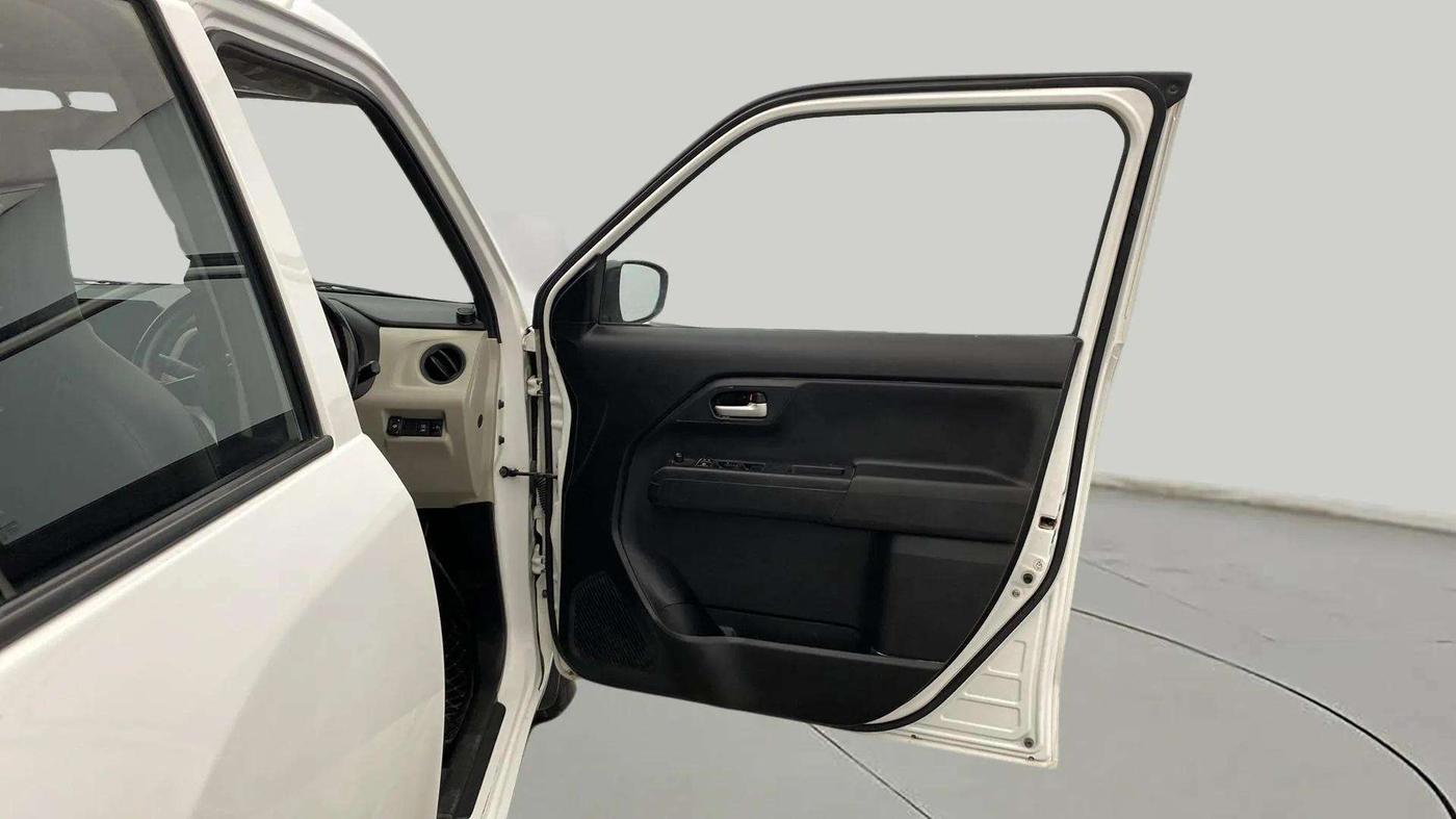 2023 Maruti New Wagon-R VXI 1.0, CNG, Manual, 27,451 km, RHS Front Door