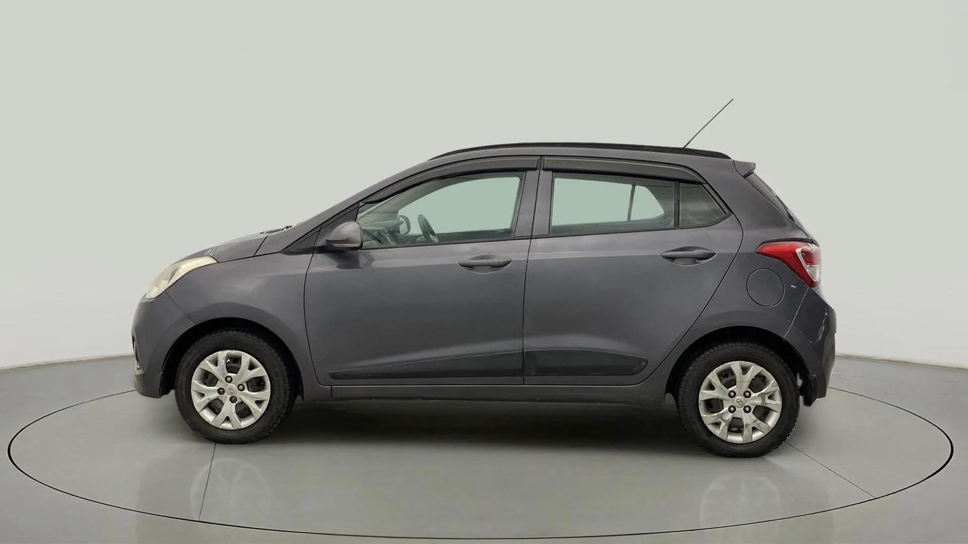 2015 Hyundai Grand i10 SPORTZ 1.2 KAPPA VTVT, Petrol, Manual, 81,443 km, Left Side