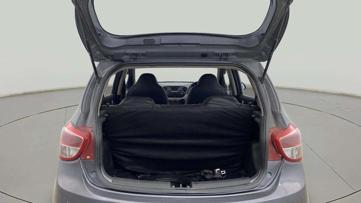 2015 Hyundai Grand i10 SPORTZ 1.2 KAPPA VTVT, Petrol, Manual, 81,443 km, Boot Open Zoomed View